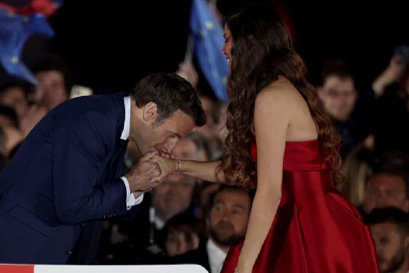 فرح الديباني وإيمانويل ماكرون