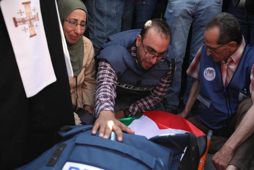 الاتحاد الأوروبي يطالب بتقديم المسؤولين عن "مقتل" أبو عاقلة للعدالة