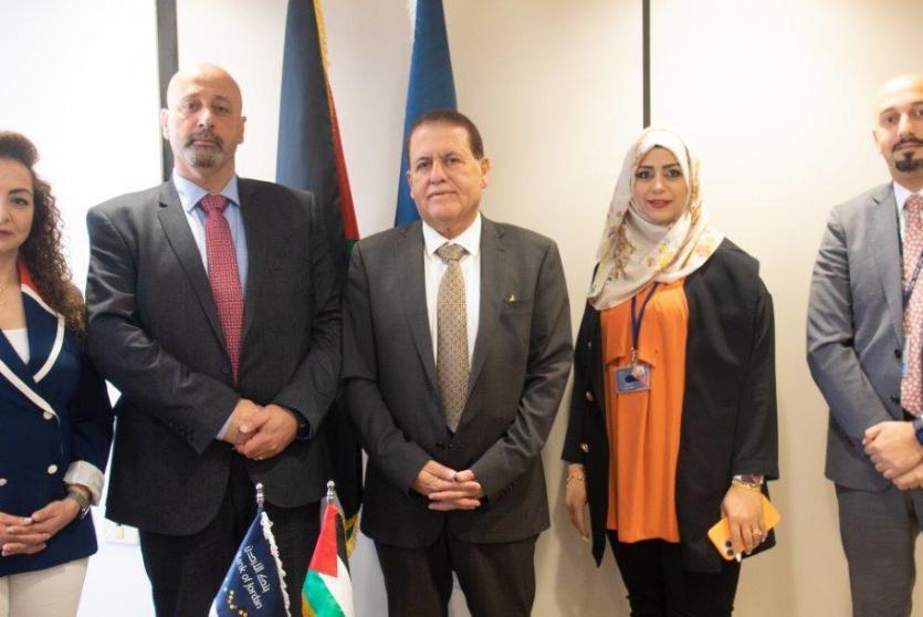 إنجاز فلسطين وبنك الأردن يطلقان شراكتهما في برنامج "الشركة الطلابية"