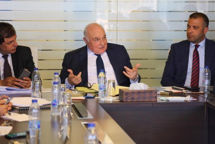 وزير المالية شكري بشارة