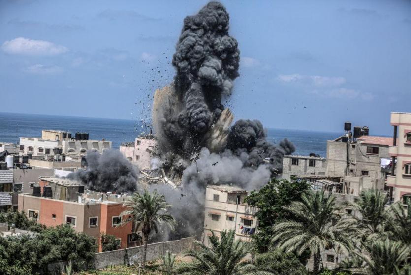 الاحتلال يقصف المنازل في فزة