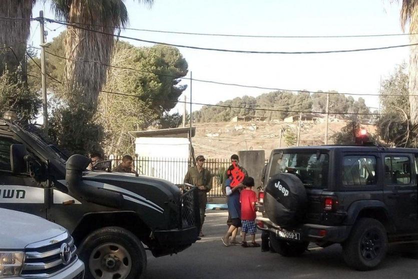 تسليم عناصر الأمن الفلسطيني المستوطنين لقوات الاحتلال