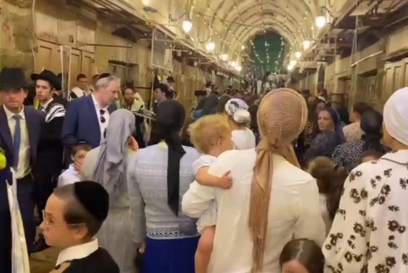 مسيرة للمستوطنين في البلدة القديمة