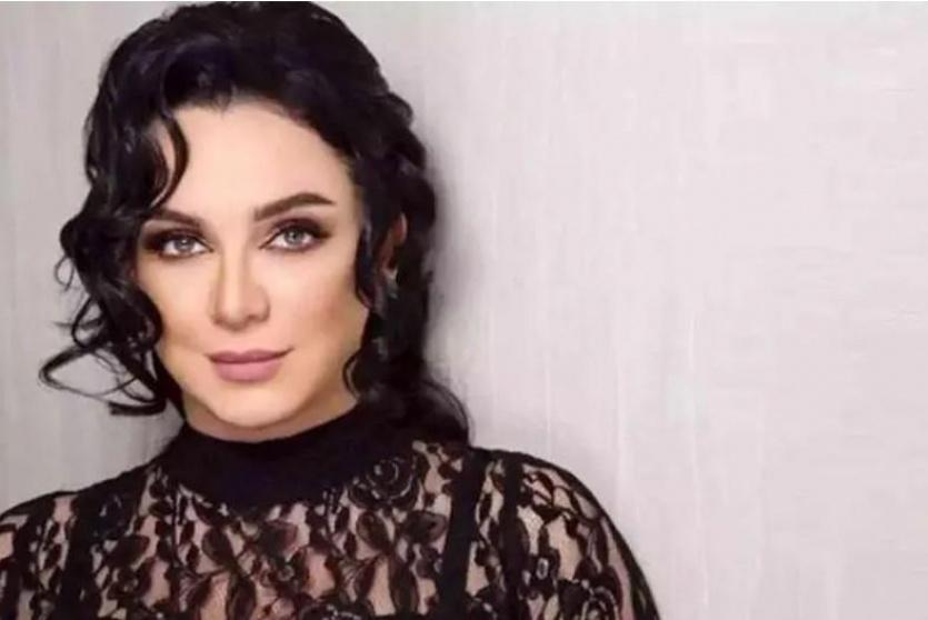  النجمة السورية سلاف فواخرجي