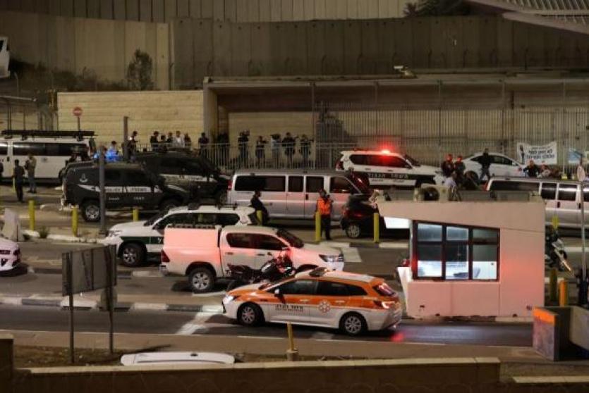 حاجز مخيم شعفاط -أرشيف-