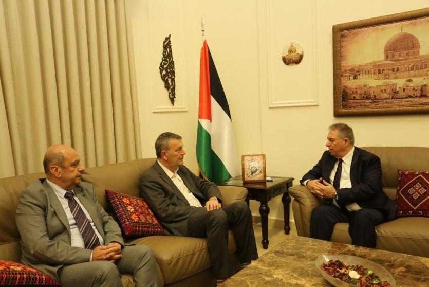 خلال اللقاء