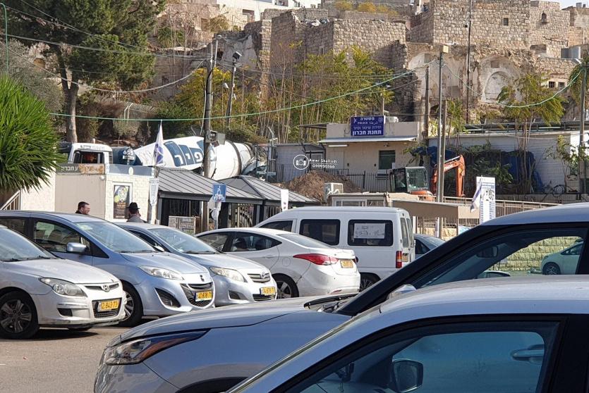 تواصل أعمال بناء المصعد الكهربائي