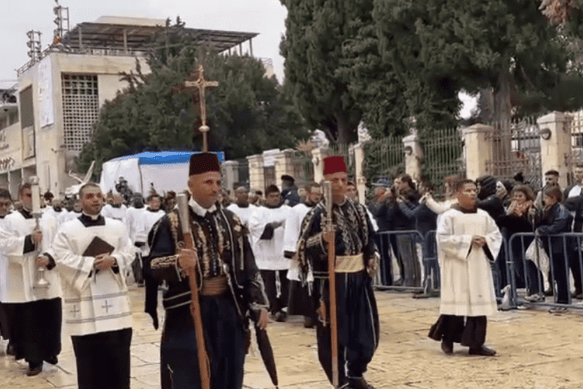 وصول موكب بطريرك القدس والأردن وسائر الديار المقدسة إلى بيت لحم
