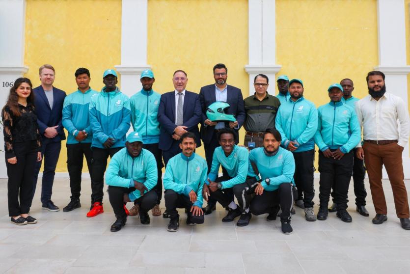 ديليفرو قطر تطلق برنامج التوعية الرمضاني للسائقين بالتعاون مع المشاريع والإرث