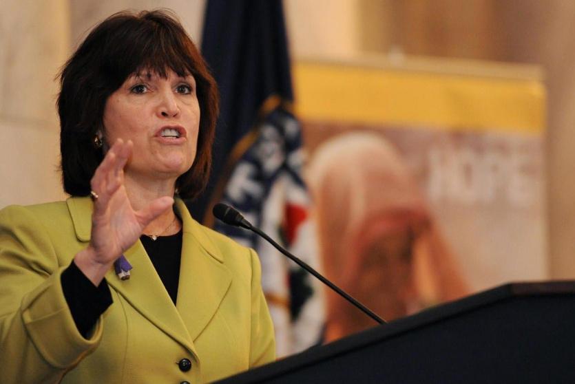 عضو الكونغرس الأميركي بيتي ماكولوم