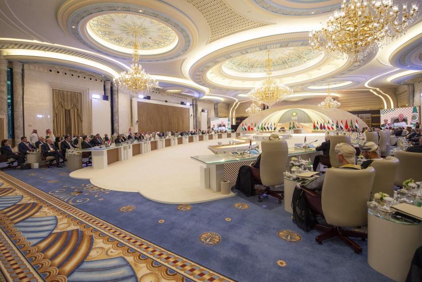  القادة والزعماء العرب