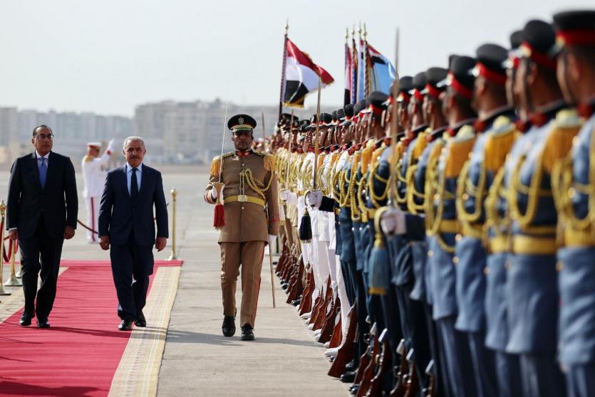 اشتية يصل القاهرة