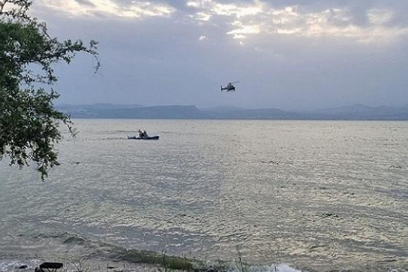 انقلاب قارب وانتشال 11 شخصا في بحيرة طبرية