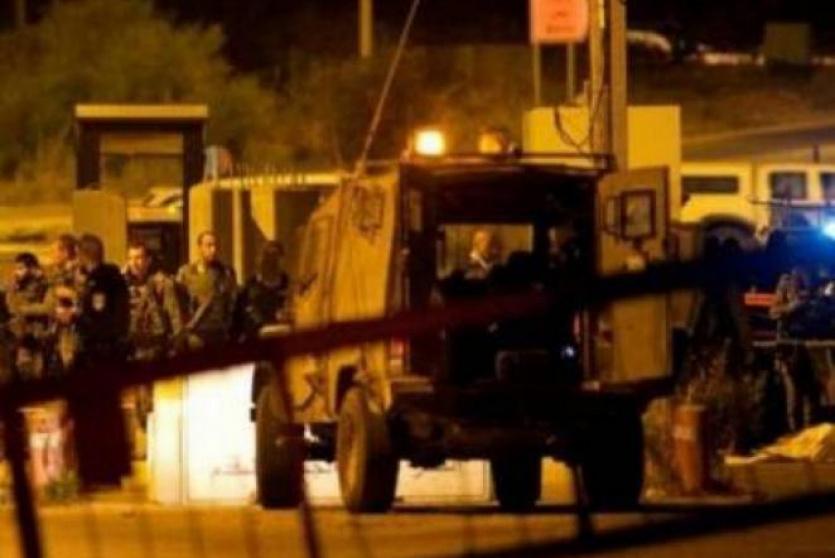 الاحتلال يغلق مدخل البيرة الشمالي