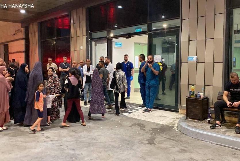 الاحتلال يجبر مئات العائلات في مخيم جنين على مغادرة منازلها