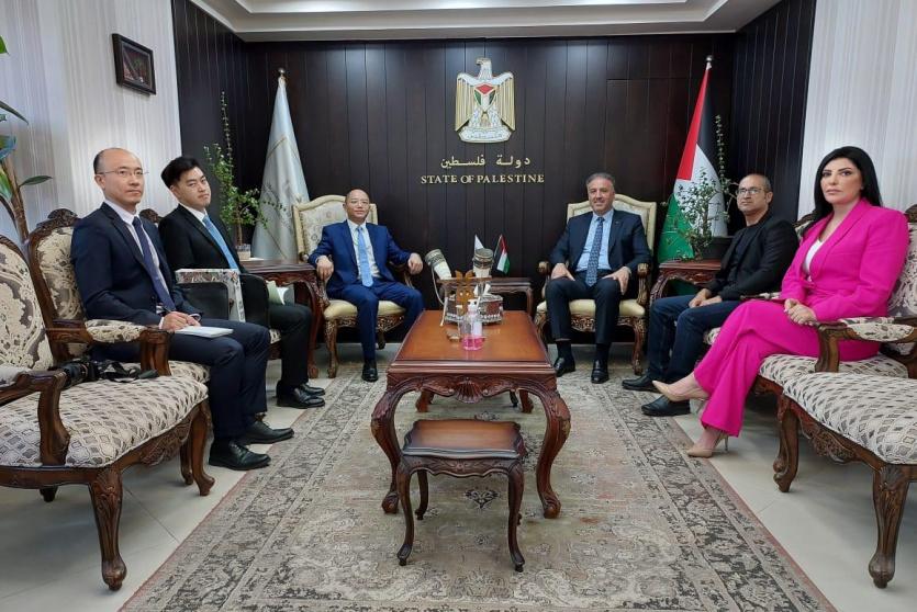 جانب من اللقاء