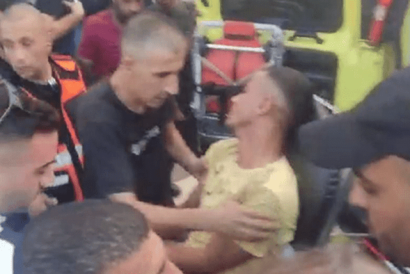 إصابة عامل جراء اعتداء شرطة الاحتلال عليه