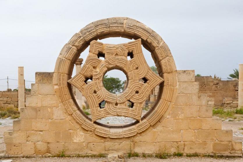 قصر هشام الأثري