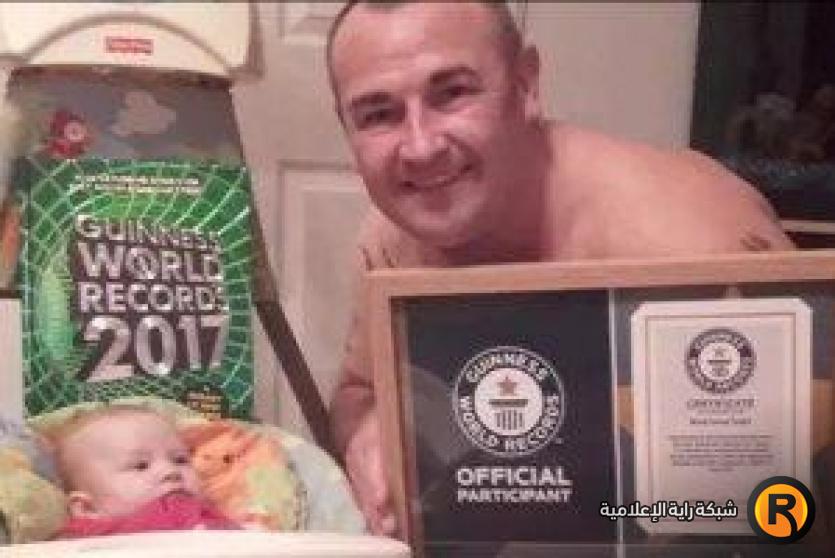 مارك إيفانز وشم اسم ابنته على ظهره 267 مرة