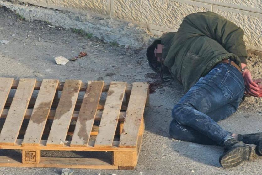 الاحتلال اعتدى على شاب ومنع اسعافه - ارشيف