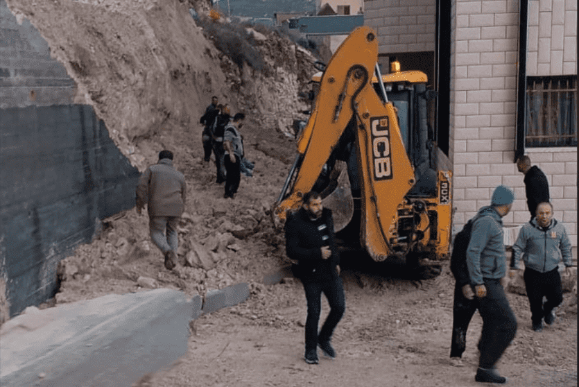 من مكان الحدث