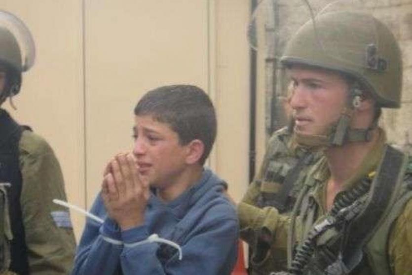 قوات الاحتلال تعتقل طفلا -أرشيف-