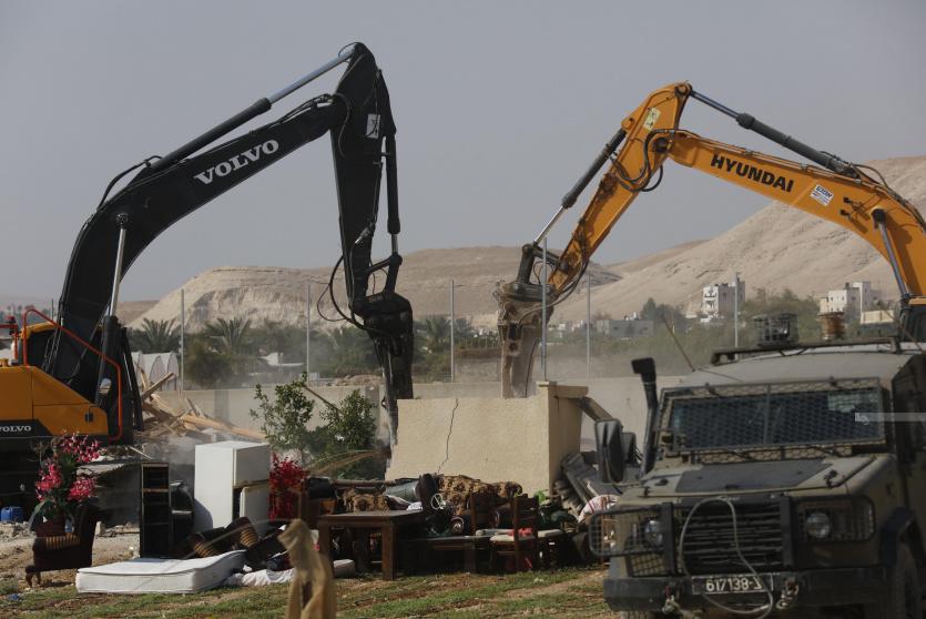 صورة من الارشيف