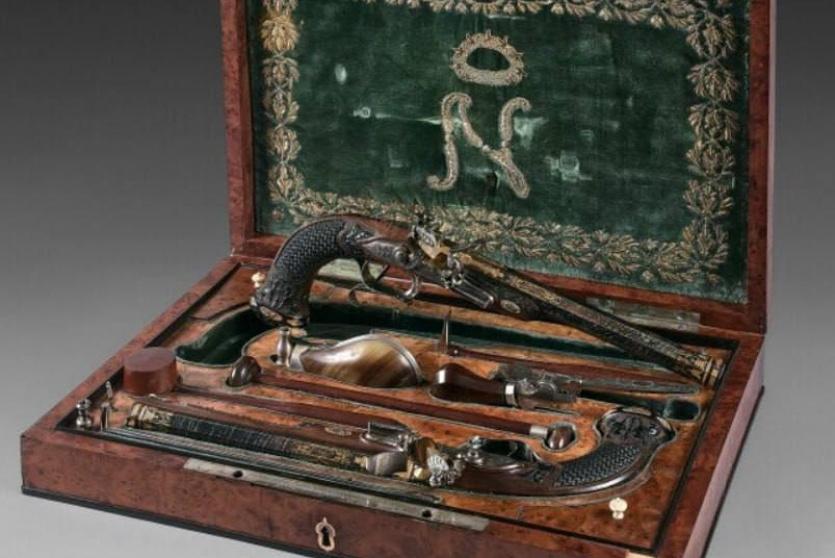 مسدسان لنابليون