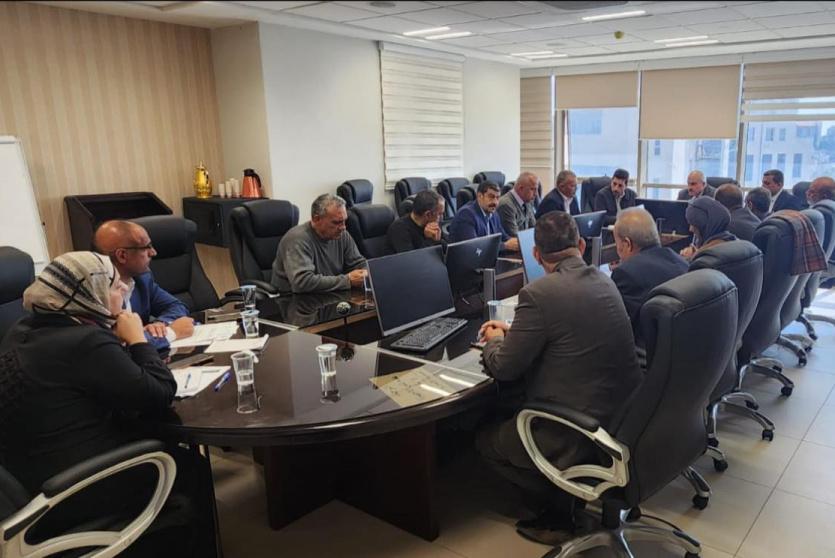 خلال الاجتماع  