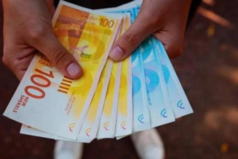 رواتب الموظفين-صورة تعبيرية-