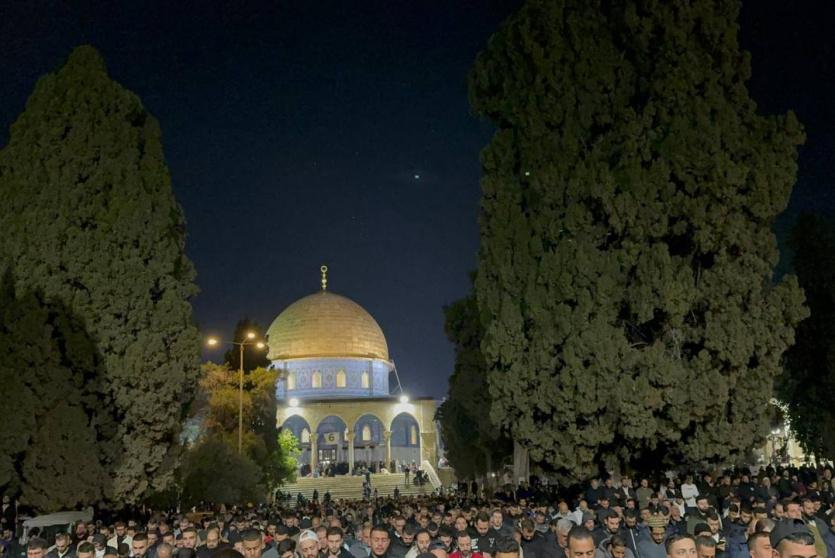 قيام ليلة القدر في البيت