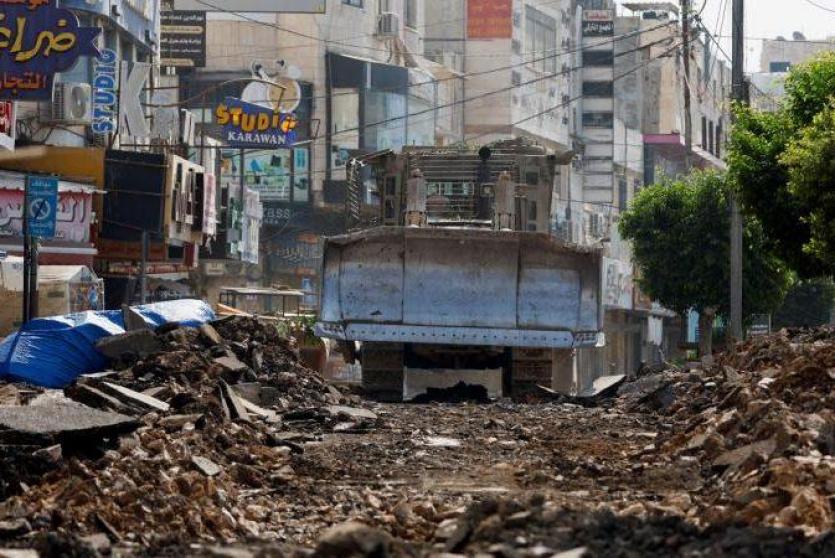 جرافة تابعة لجيش الاحتلال في طولكرم - ارشيف