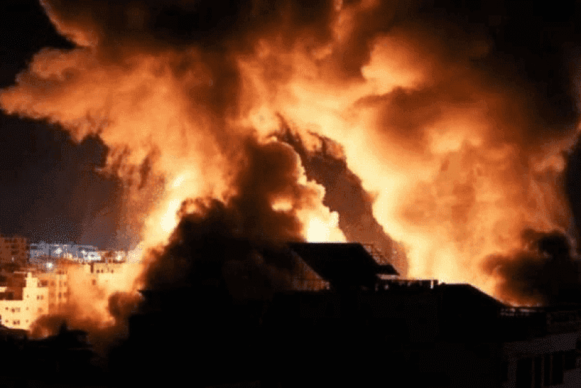 قصف غزة -ارشيف-