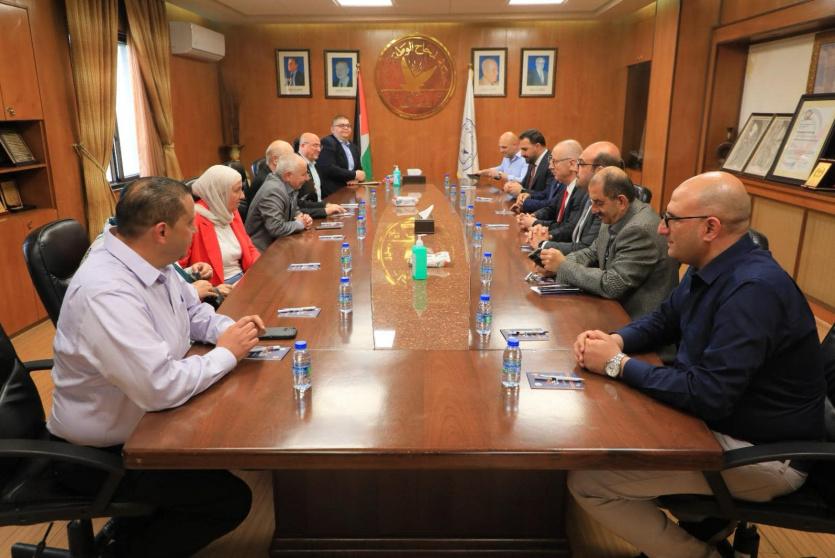 جانب من اللقاء