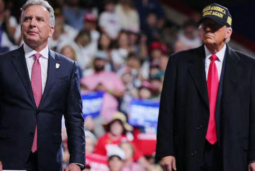 ستيف ويتكوف مع دونالد ترمب