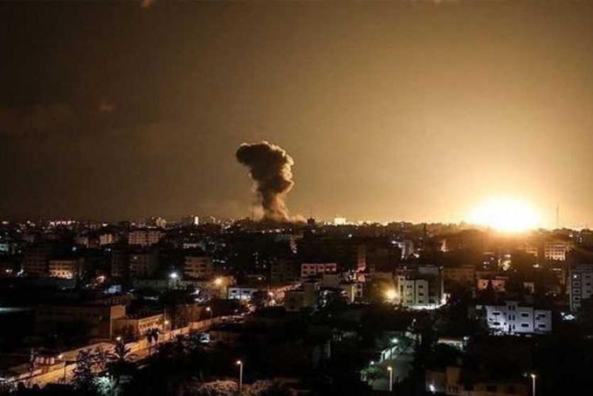 قصف غزة -ارشيف-