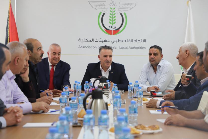  الهيئات المحلية في القدس تطرح أولوياتها خلال لقاء تشاوري مع اتحاد الهيئات المحلية
