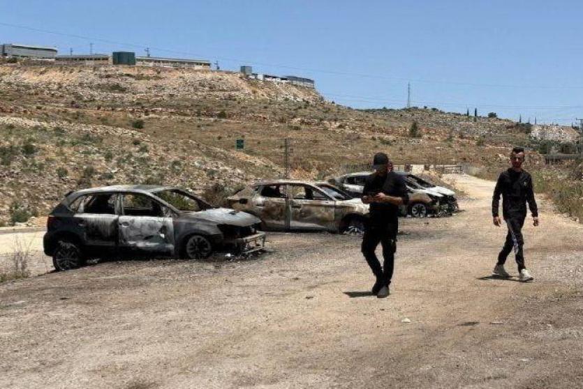 مركبات احرقها المستوطنون في بروقين