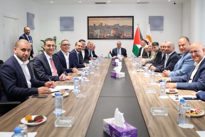 الشيخ يلتقي ممثلين عن القطاع الخاص الفلسطيني