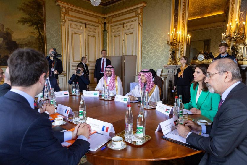 اللجنة الوزارية العربية الإسلامية تبحث في باريس جهود إنهاء حرب غزة