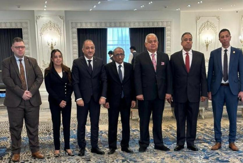 جانب من الاجتماع 