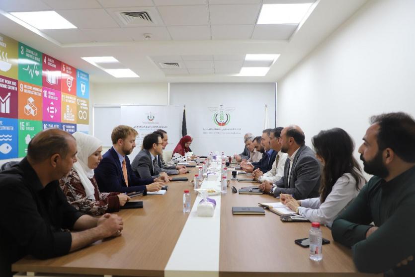 جانب من توقيع الاتفاقيات 