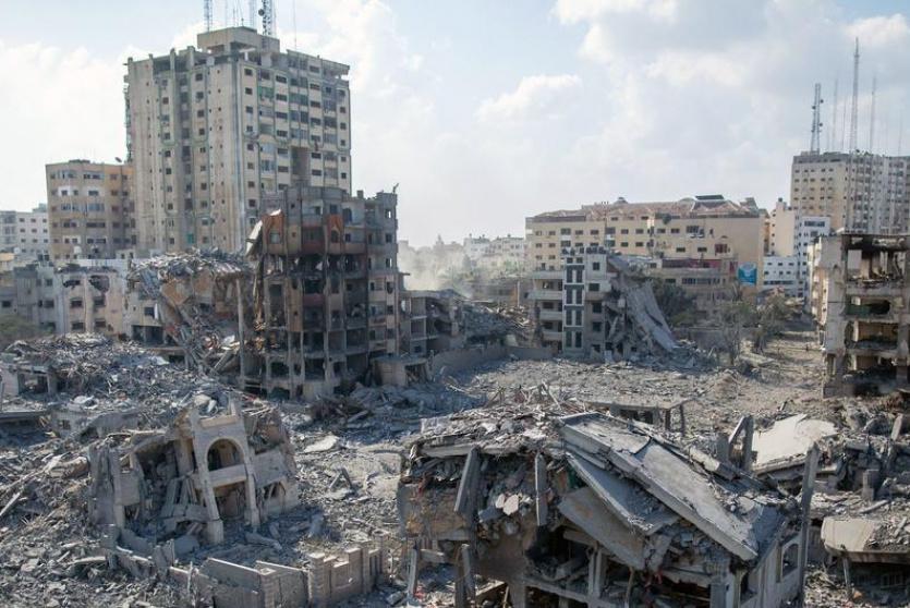 يديعوت: إسرائيل توافق على بدء ضخ أموال لإعمار غزة خلال الهدنة المحتملة