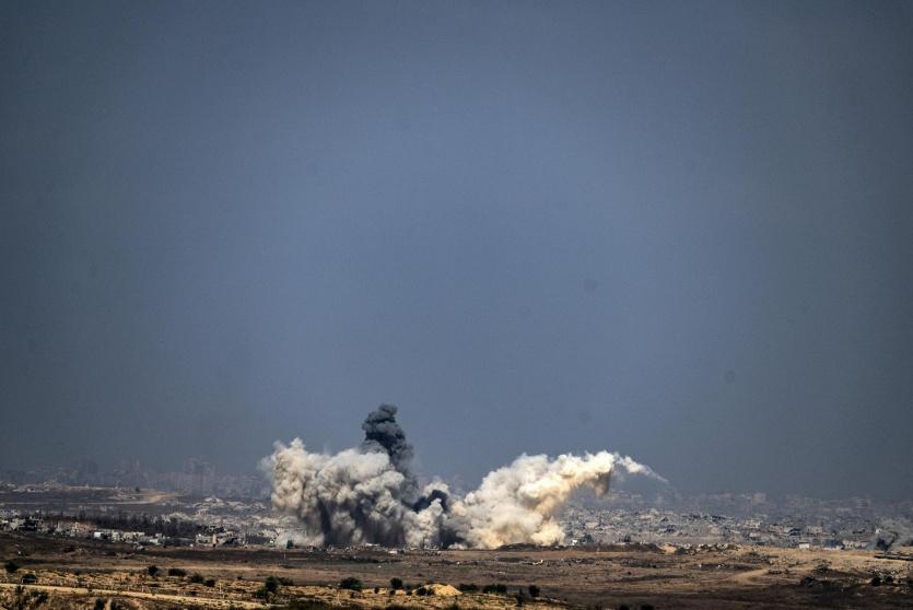 قصف غزة -ارشيف-