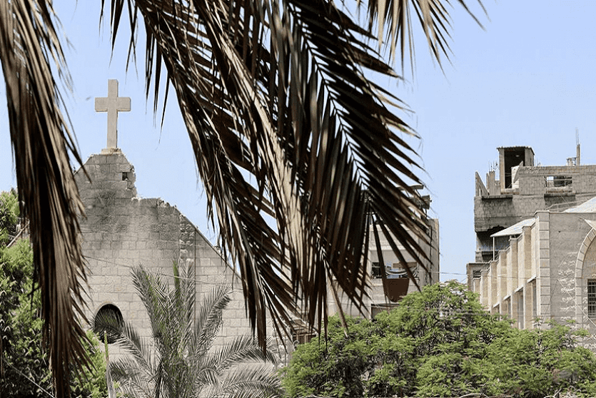 قصف كنيسة اللاتين في غزة