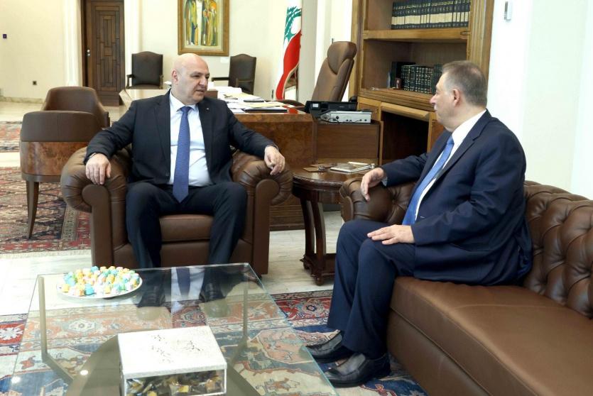 الرئيس اللبناني يودّع السفير أشرف دبور بمناسبة انتهاء مهامه