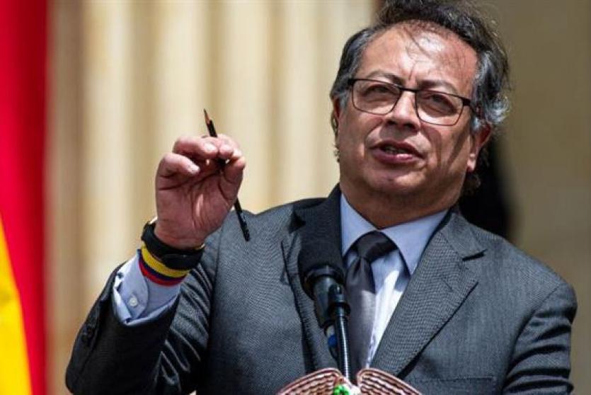 الرئيس الكولومبي غوستافو كولومبو 