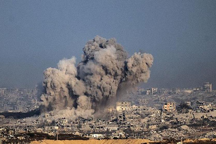 قصف غزة -ارشيف-