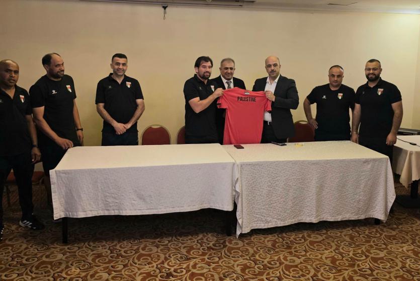 خلال اللقاء 