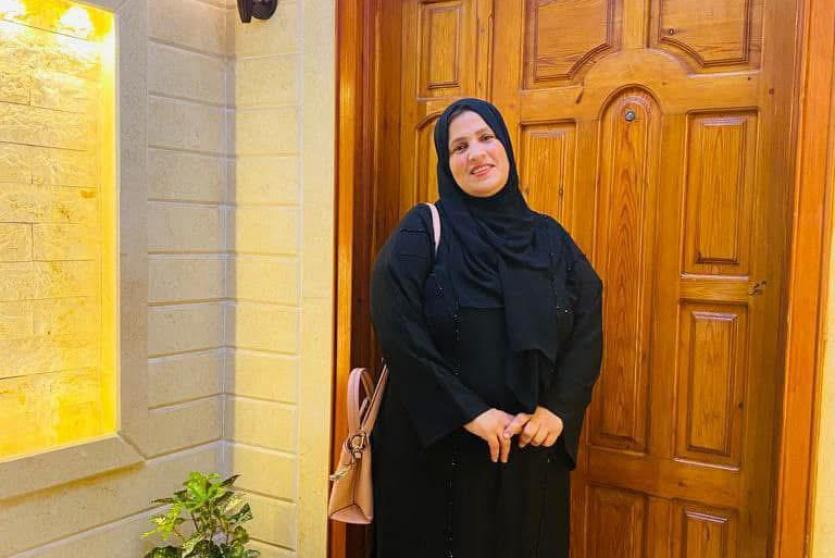 قصة صمود الفلسطينية مرح السطري وشقيقاتها في مصر